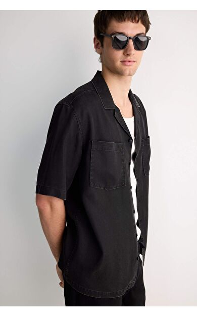 DeFacto Relax Fit Pamuklu Tensel Kumaş Kısa Kollu Gömlek E1387AX25SMNM40