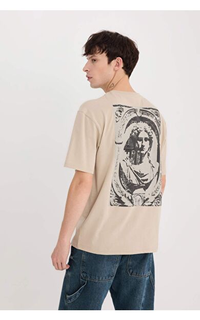 DeFacto Boxy Fit Bisiklet Yaka Sırt Baskılı Kısa Kollu Tişört E1486AX25SPBG170