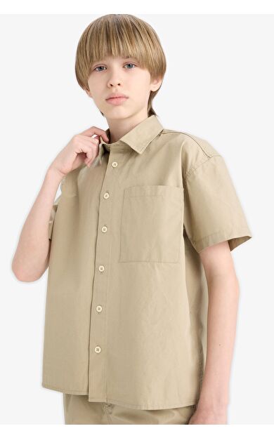 DeFacto Erkek Çocuk Oversize Geniş Kalıp Polo Yaka Paraşüt Kısa Kollu Gömlek E1588A825HSKH271