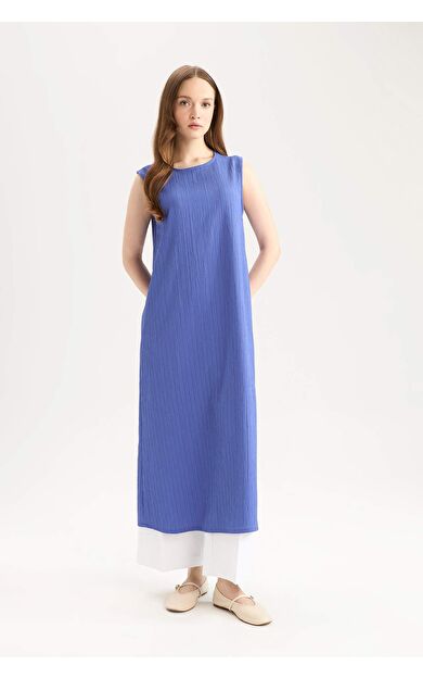 Regular Fit Bisiklet Yaka Gofre Dokulu Kolsuz Elbise