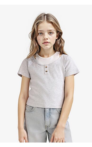 DeFacto Kız Çocuk Cropped Fit Bisiklet Yaka Anime Baskılı Ribana Kısa Kollu Tişört