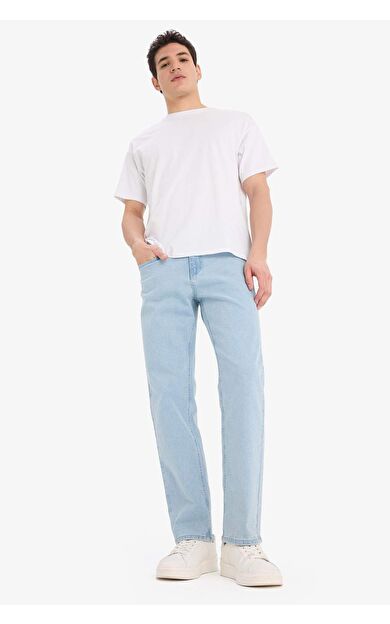 DeFacto Sergio Regular Fit Normal Kalıp Normal Bel Boru Paça Jean Pantolon E1936AX25SPNM39