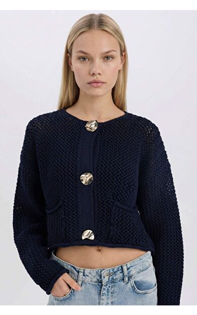 Relax Fit Bisiklet Yaka Düğme Kapamalı Örgü Desenli Triko Hırka