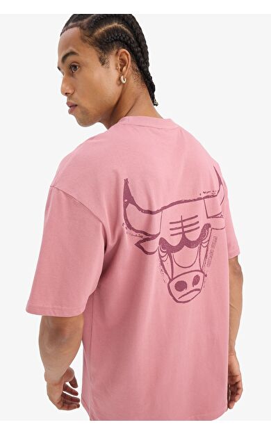 DeFacto DeFactoFit NBA Chicago Bulls Boxy Fit Bisiklet Yaka Sıt Baskılı Kısa Kollu Tişört