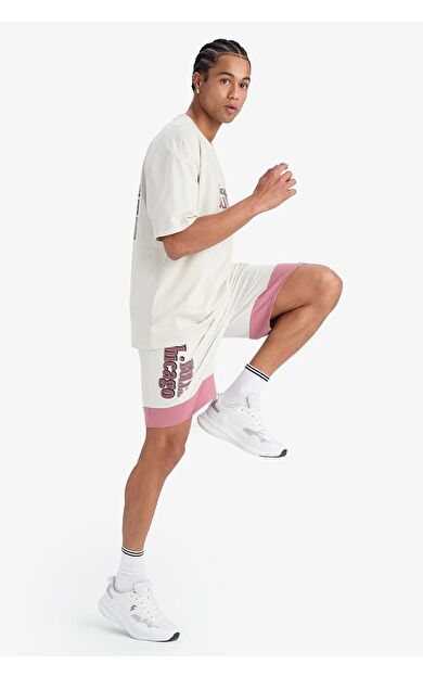 DeFacto DeFactoFit NBA Chicago Bulls Standart Fit Kısa Paça Şort E2189AX25SMBG810