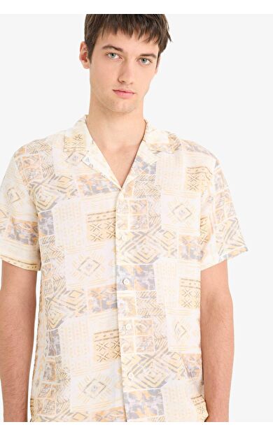 DeFacto Regular Fit Apaş Yaka Baskılı Kısa Kollu Gömlek