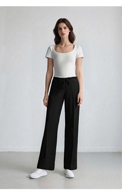DeFacto Wide Leg Normal Bel Geniş Cepli Pensli Bol Paça Pantolon E2470AX24WNBK27