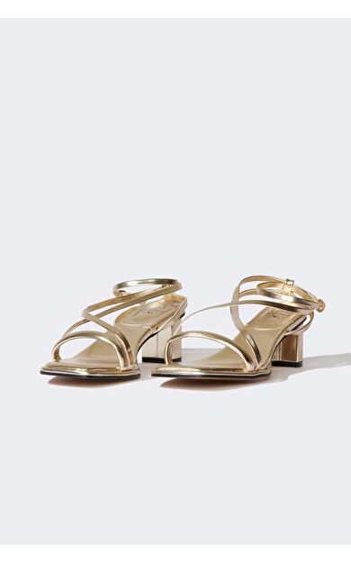 Kadın Yüksek Taban Suni Deri Sandalet