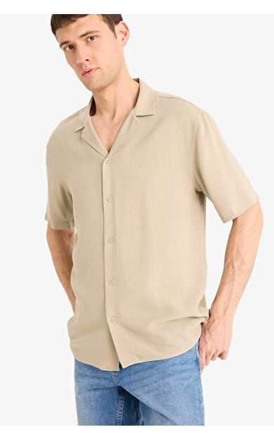 DeFacto Regular Fit Apaş Yaka Yazlık Kısa Kollu Gömlek E2533AX25SMKH488
