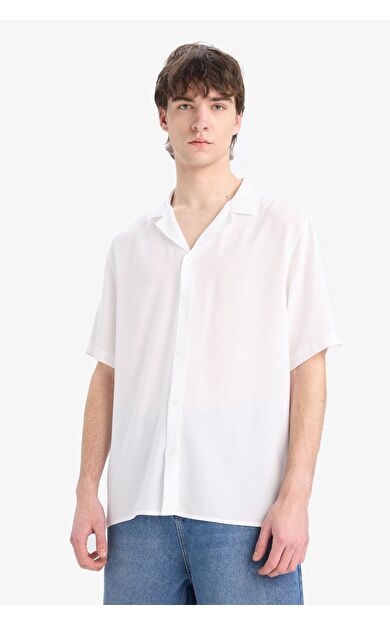 DeFacto Regular Fit Apaş Yaka Yazlık Kısa Kollu Gömlek E2533AX25SMWT34