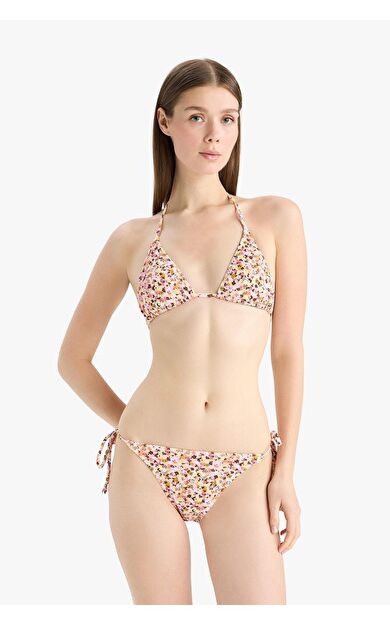 DeFacto Regular Fit Çiçekli Bürümcük Bağcıklı Bikini Alt-Fall in Love
