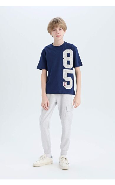 DeFacto Erkek Çocuk 2'li Takım Bisiklet Yaka Baskılı Kısa Kollu Tişört Beli Lastikli Eşofman Altı