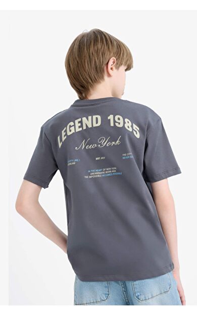 DeFacto Erkek Çocuk Bisiklet Yaka Sırt Baskılı Kısa Kollu Tişört E2840A825SMAR58