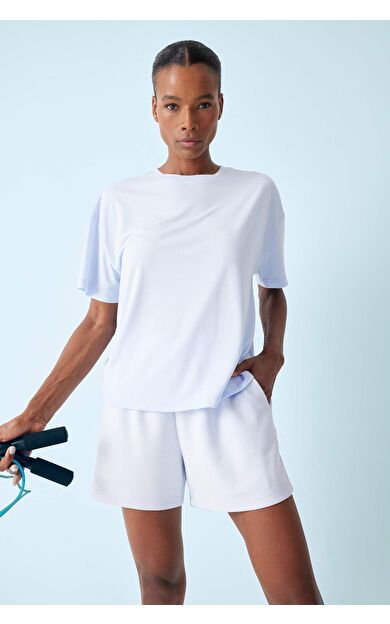 DeFactoFit Oversize Geniş Kalıp Bisiklet Yaka Sporcu Modal Kısa Kollu Tişört E2932AX25SMBE337