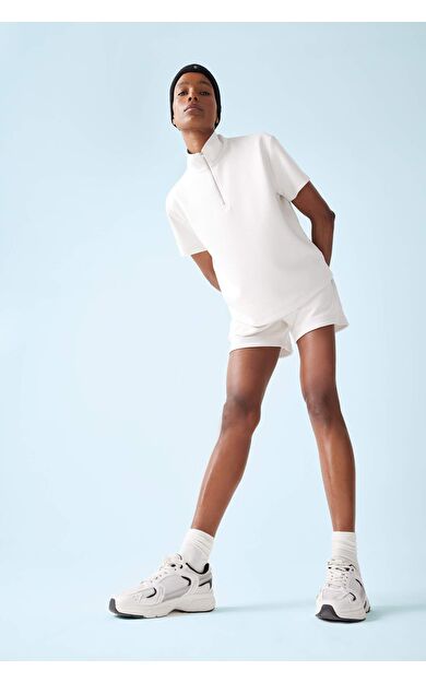 DeFactoFit Standart Fit Sporcu Kısa Paça Modal Şort E2933AX25SMER218