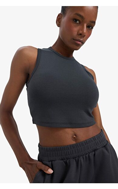 DeFactoFit Crop Top Bisiklet Yaka Modal Sporcu Atlet E2939AX25SMAR231