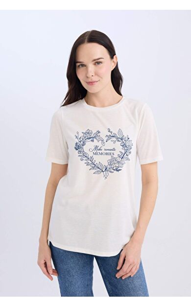 DeFacto Regular Fit Bisiklet Yaka Baskılı Kısa Kollu Tişört E3026AX25SPER105