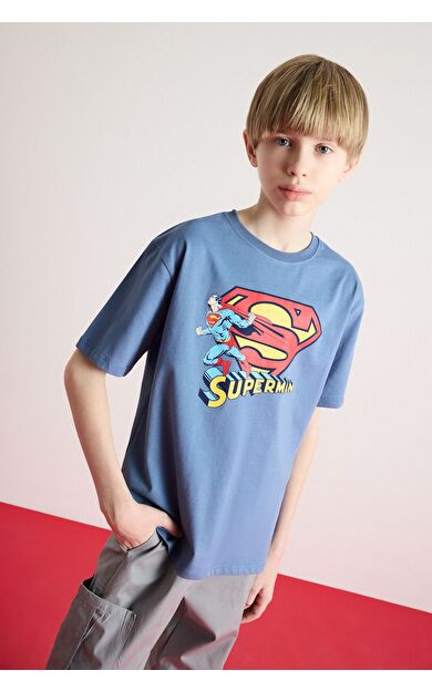DeFacto Erkek Çocuk Superman Bisiklet Yaka Kısa Kollu Tişört