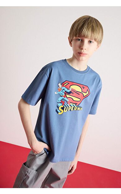 DeFacto Erkek Çocuk Superman Bisiklet Yaka Kısa Kollu Tişört