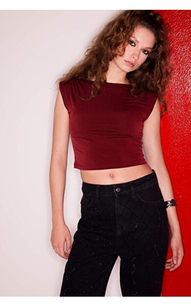 Yılbaşı Temalı Fitted Bisiklet Yaka Kısa Kollu Bordo Tişört