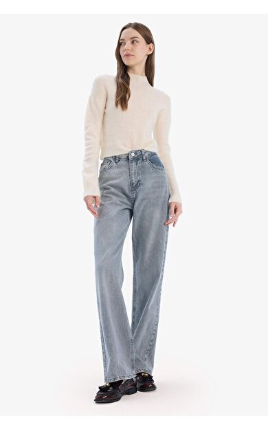 DeFacto Straight Wide Yüksek Bel Uzun Jean Yıkamalı Pantolon E3185AX25SPNM55