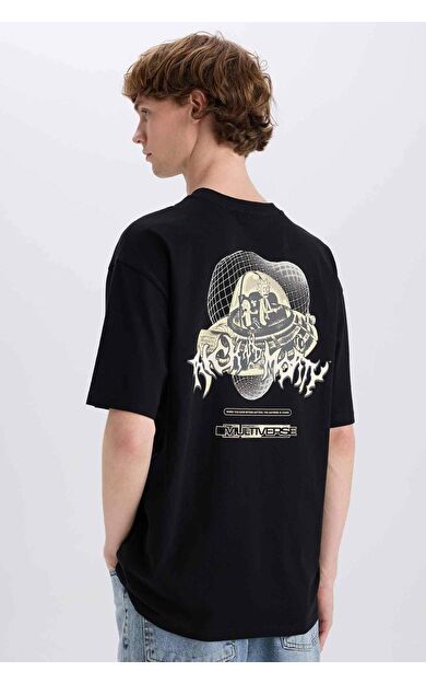 DeFacto %100 Pamuk Rick and Morty Boxy Fit Bisiklet Yaka Sırt Baskılı Kısa Kollu Tişört E3268AX25SMBK81