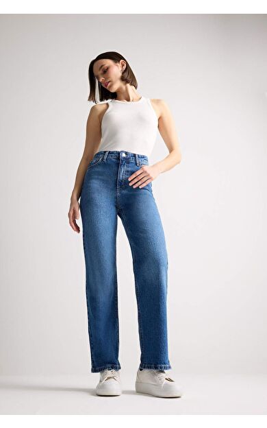 Straight Fit Yüksek Bel Bilek Boy Jean Yıkamalı Pantolon