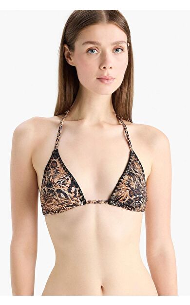 Love Regular Fit Leopar Desenli Üçgen Bikini Üstü-Fall in Lo