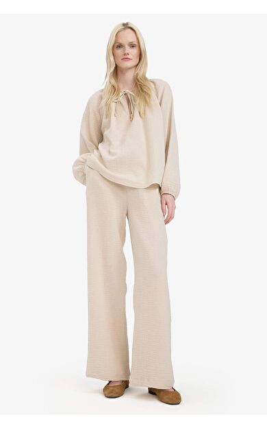 DeFacto Wide Leg Müslin Kumaş Pantolon Çift Cepli Yüksek Bel Geniş Paça E3934AX25SMBG186