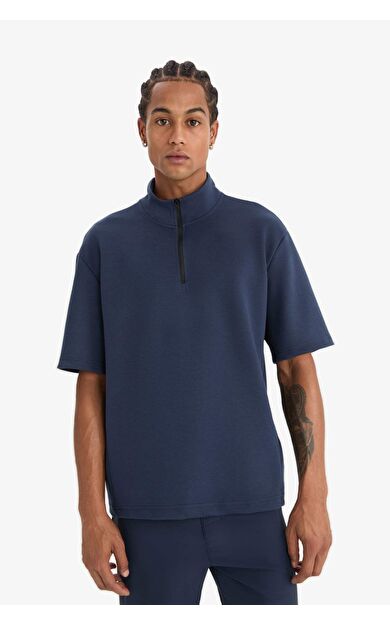 DeFactoFit Standart Fit Dik Yaka Fermuarlı Sporcu Kısa Kollu Skuba Dalgıç Kumaş Tişört E3962AX25SPNV201