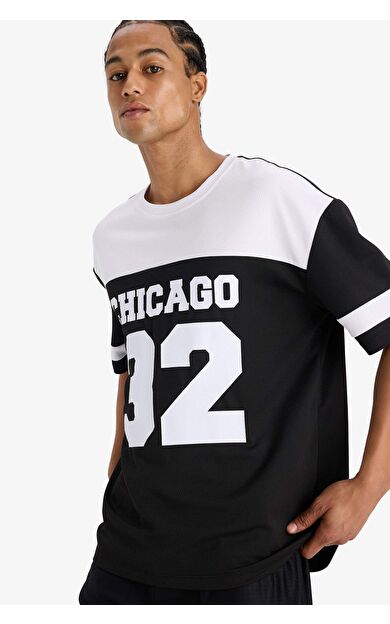 DeFactoFit Oversize Geniş Kalıp Bisiklet Yaka Baskılı Sporcu Kısa Kollu Tişört E4121AX25SMBK81