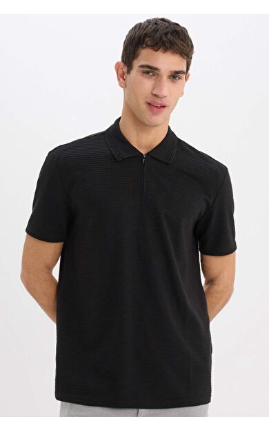 DeFacto Regular Fit Yarım Fermuarlı Kısa Kollu Polo Tişört E4233AX25SMBK81
