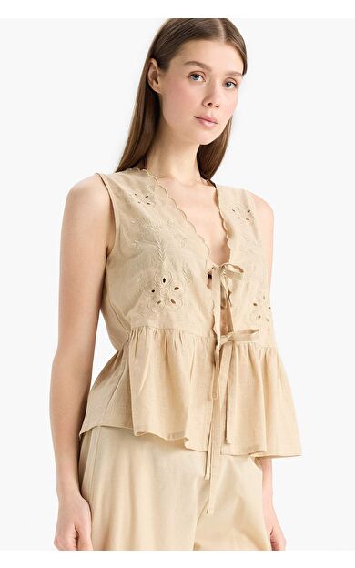 Regular Fit Brode Önden Bağlamalı Plaj Üstü-Fall in Love