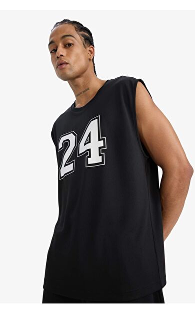 DeFactoFit Hızlı Kuruyan Nefes Alabilen Boxy Fit Baskılı Bisiklet Yaka Sporcu Atlet E4391AX25HSBK81