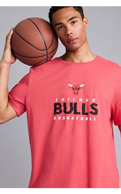 DeFacto NBA Chıcago Bulls Standart Fıt Bisiklet Yaka Kısa Kollu Tişört
