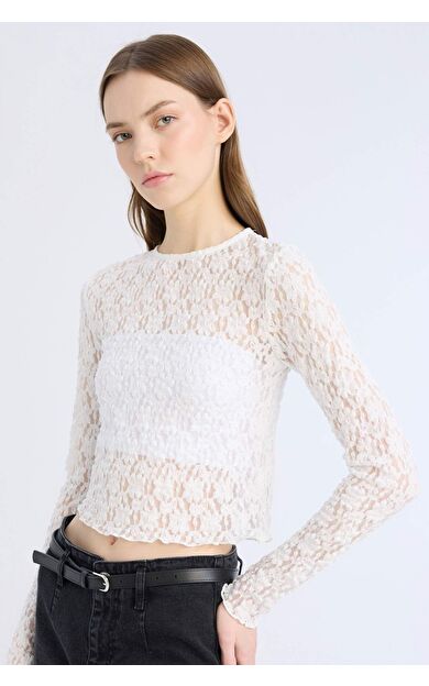 DeFacto Fitted Dar Kesim Bisiklet Yaka Dantel Uzun Kollu Tişört E4930AX25SPWT32