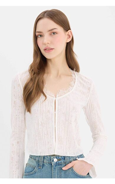 DeFacto Fitted Dar Kesim U Yaka Dantel Hırka