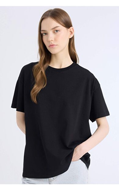 DeFacto Oversize Geniş Kalıp Bisiklet Yaka Basic Düz Siyah Kısa Kollu Tişört E4935AX25SPBK81