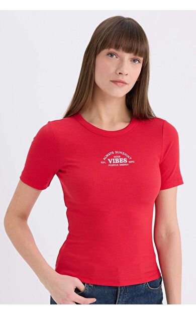 DeFacto Fitted Bisiklet Yaka Baskılı Casual Fitilli Kaşkorse Kısa Kollu Tişört