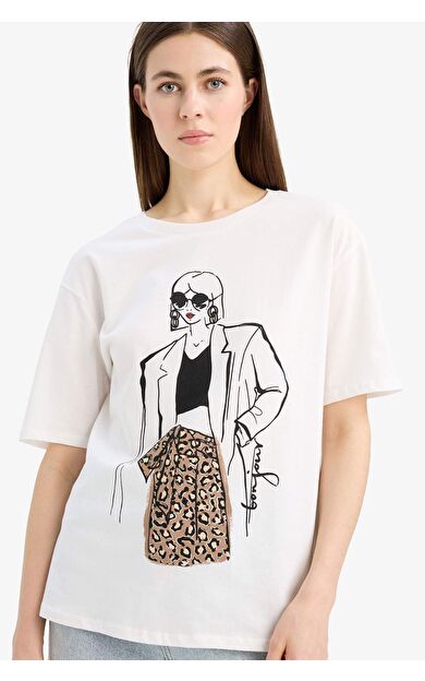 DeFacto Regular Fit Bisiklet Yaka Kız Baskılı Penye Kısa Kollu Tişört E5141AX25SMER105