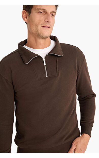 DeFacto Relax Fit Dik Yaka Fermuarlı Basic Düz Kalın Sweatshirt E5332AX24WNBN305