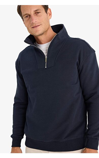 DeFacto Relax Fit Dik Yaka Fermuarlı Basic Düz Kalın Sweatshirt E5332AX24WNNV118