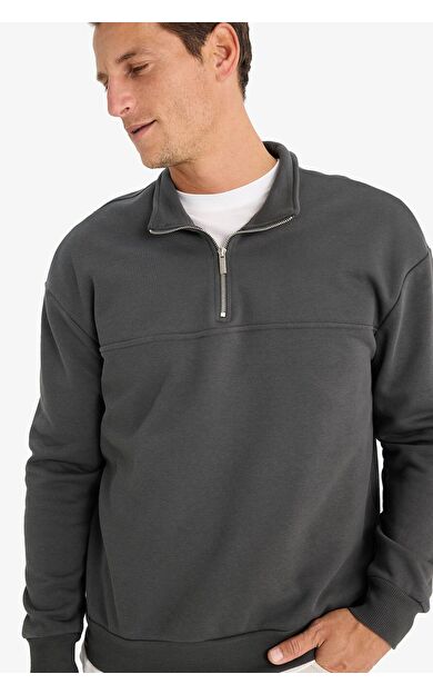DeFacto Relax Fit Dik Yaka Fermuarlı Basic Düz Kalın Sweatshirt E5334AX24WNAR211