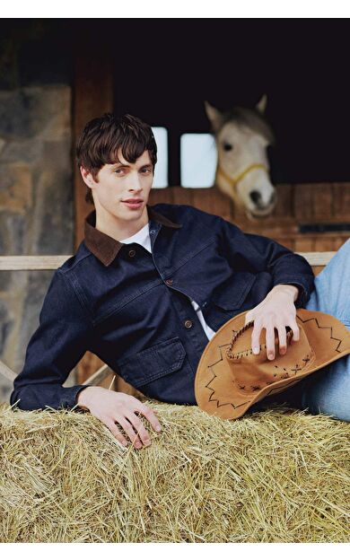 DeFacto Slim Fit Dar Kesim Kontrast Yakalı Mevsimlik Baharlık Jean Ceket E5490AX25SPNM34