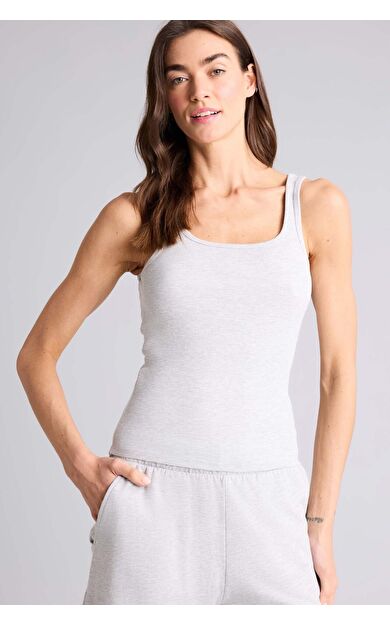DeFacto Slim Fit Dar Kesim Basic Düz Yuvarlak Yaka Fitilli Kaşkorse Atlet