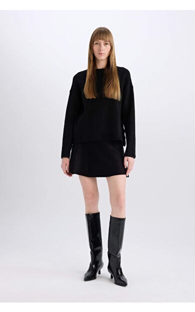 A Form Volanlı Triko Mini Etek