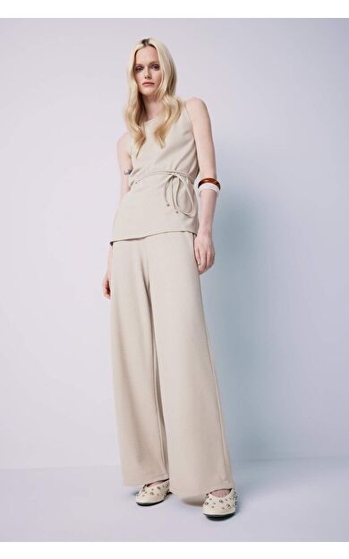 DeFacto Wide Leg Geniş Paça Basic Düz Pike Pantolon E5784AX25SPBG187