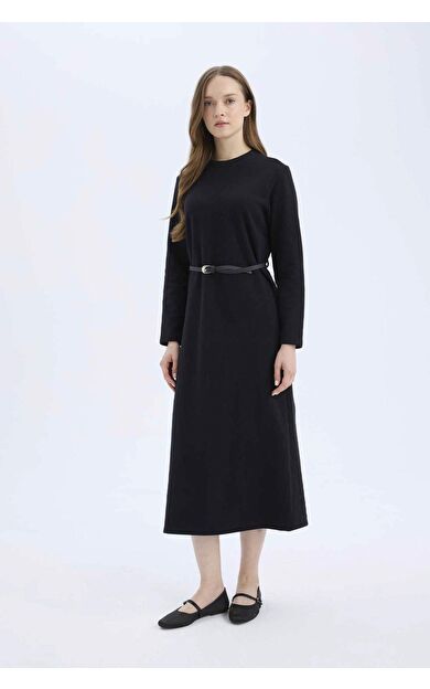 Regular Fit Bisiklet Yaka Uzun Kollu Kemerli Selanik Kumaş Maxi Elbise