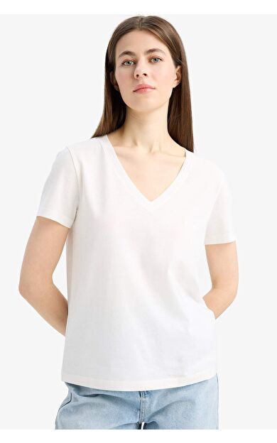 Regular Fit V Yaka Basic Düz Penye Kısa Kollu Tişört