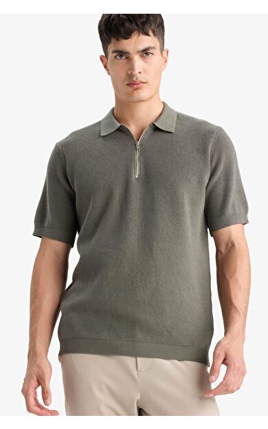 DeFacto %100 Pamuk Standart Fit Yarım Fermuarlı Kısa Kollu Triko Polo Tişört E5862AX25SMKH82